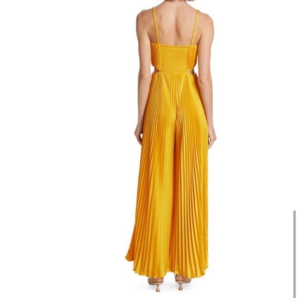 NWT alice + olivia
Powell Wide Leg Jumpsuit - Picture 5 of 5